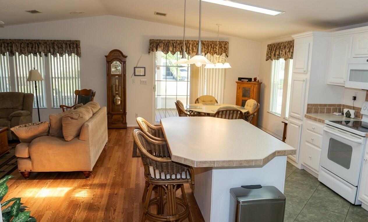 EAGLE'S RETREAT AT SAVANNA CLUB PHASE 2 - Residential