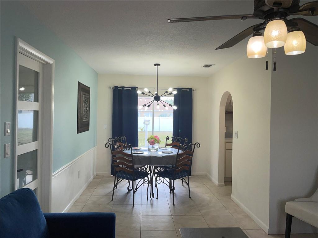 PORT ST LUCIE SECTION 24 - Residential