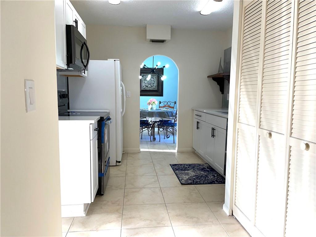 PORT ST LUCIE SECTION 24 - Residential