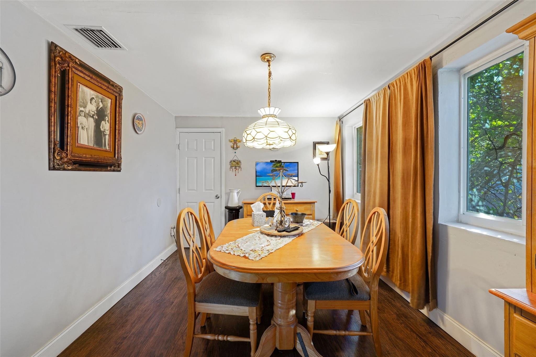 Sunnyside Estates 19-35 B - Residential