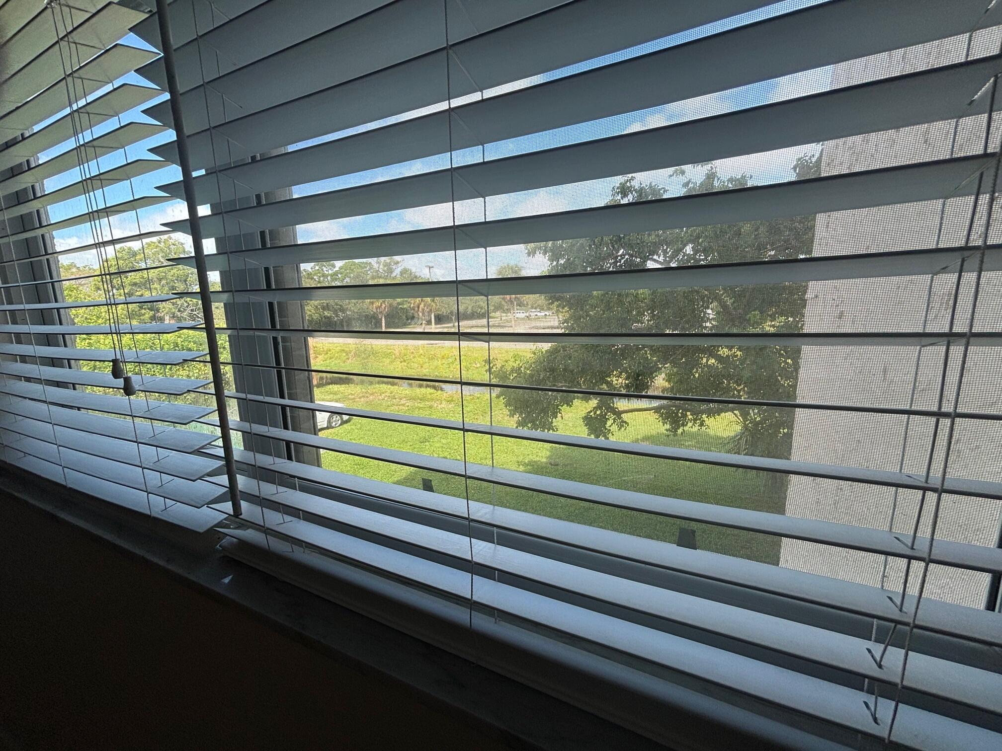 LAKESIDE VILLAGE - Residential Lease