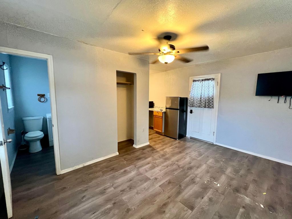 Photo of 3261 S Us Highway 1 #1, Fort Pierce, FL 34982 (MLS # R11166921)