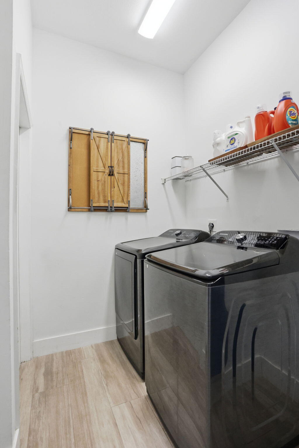 LAKE CHARLESTON - Residential