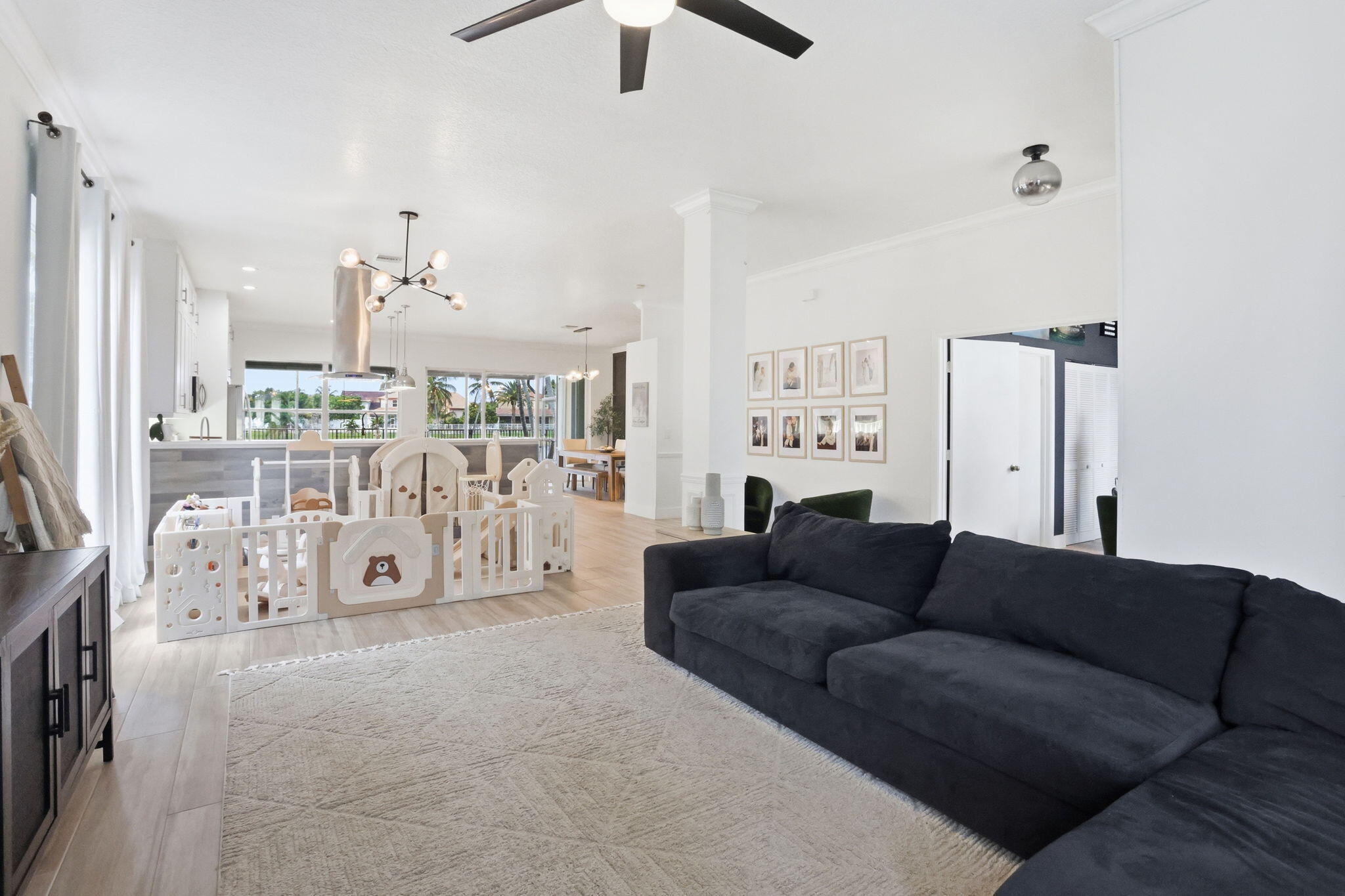 LAKE CHARLESTON - Residential