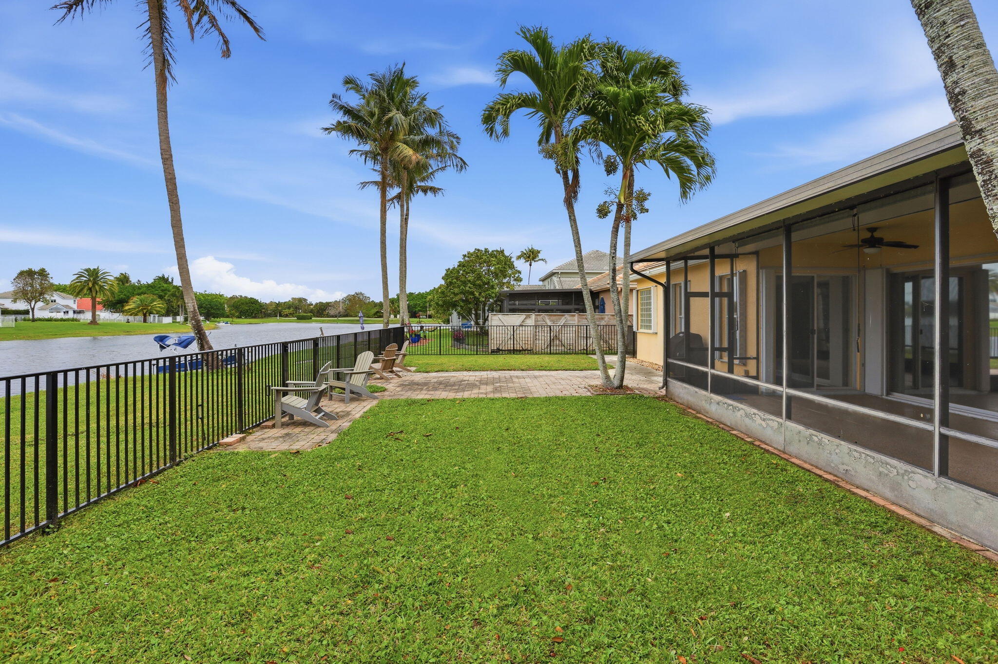 LAKE CHARLESTON - Residential