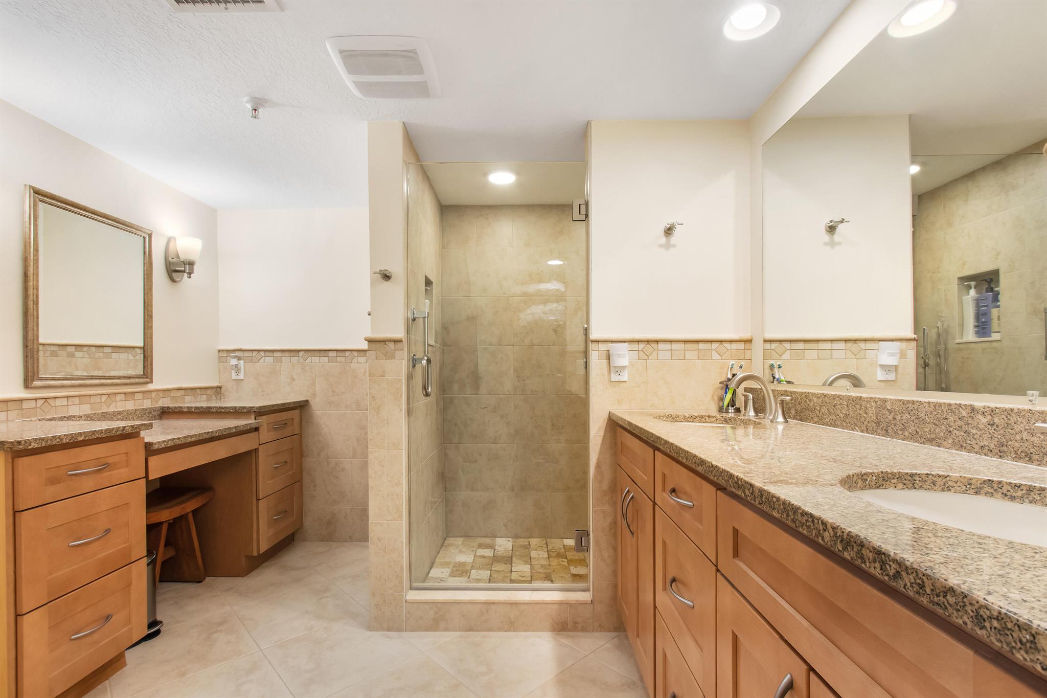 HALCYON OF PALM BEACH - Residential