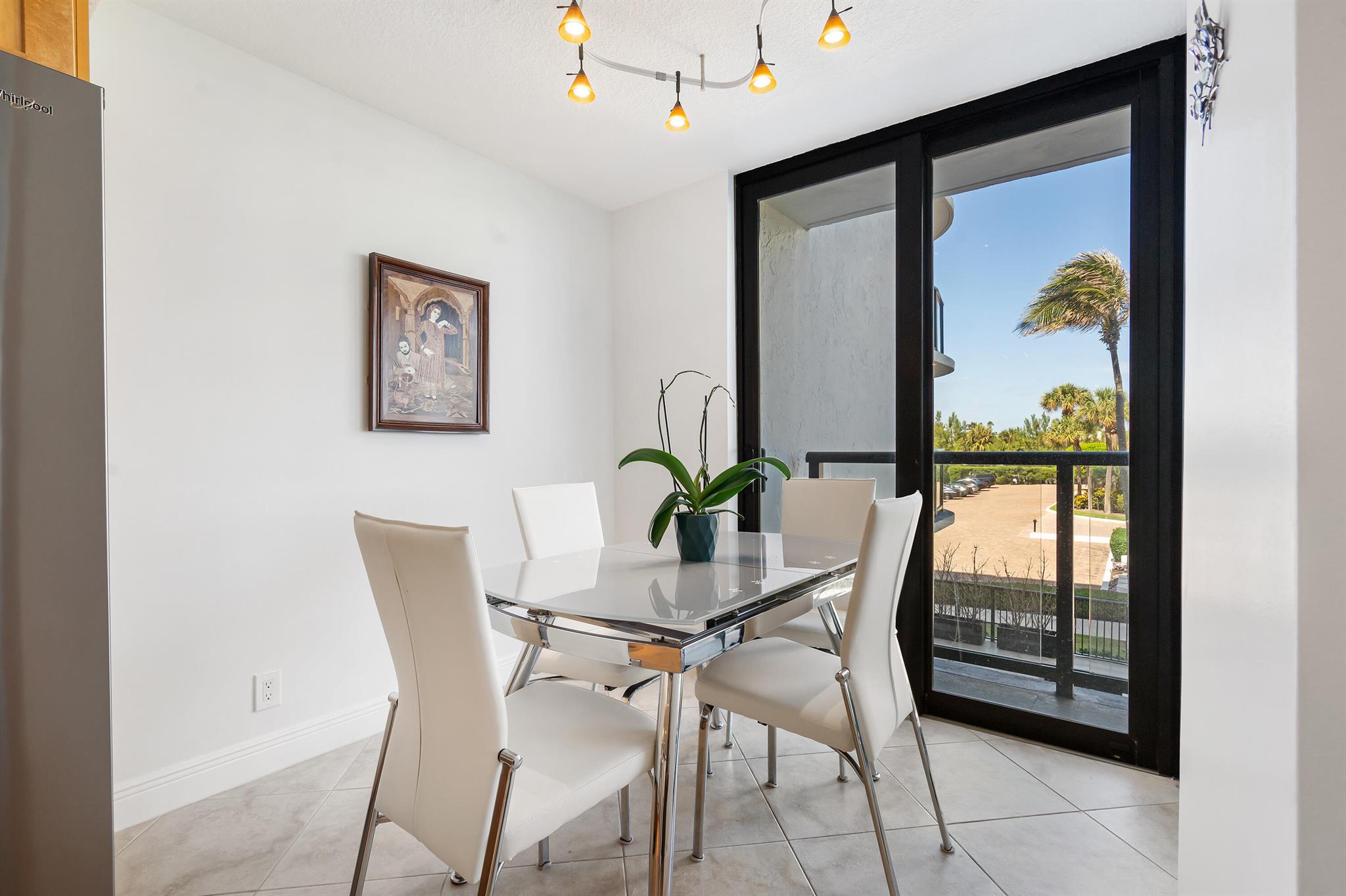 HALCYON OF PALM BEACH - Residential