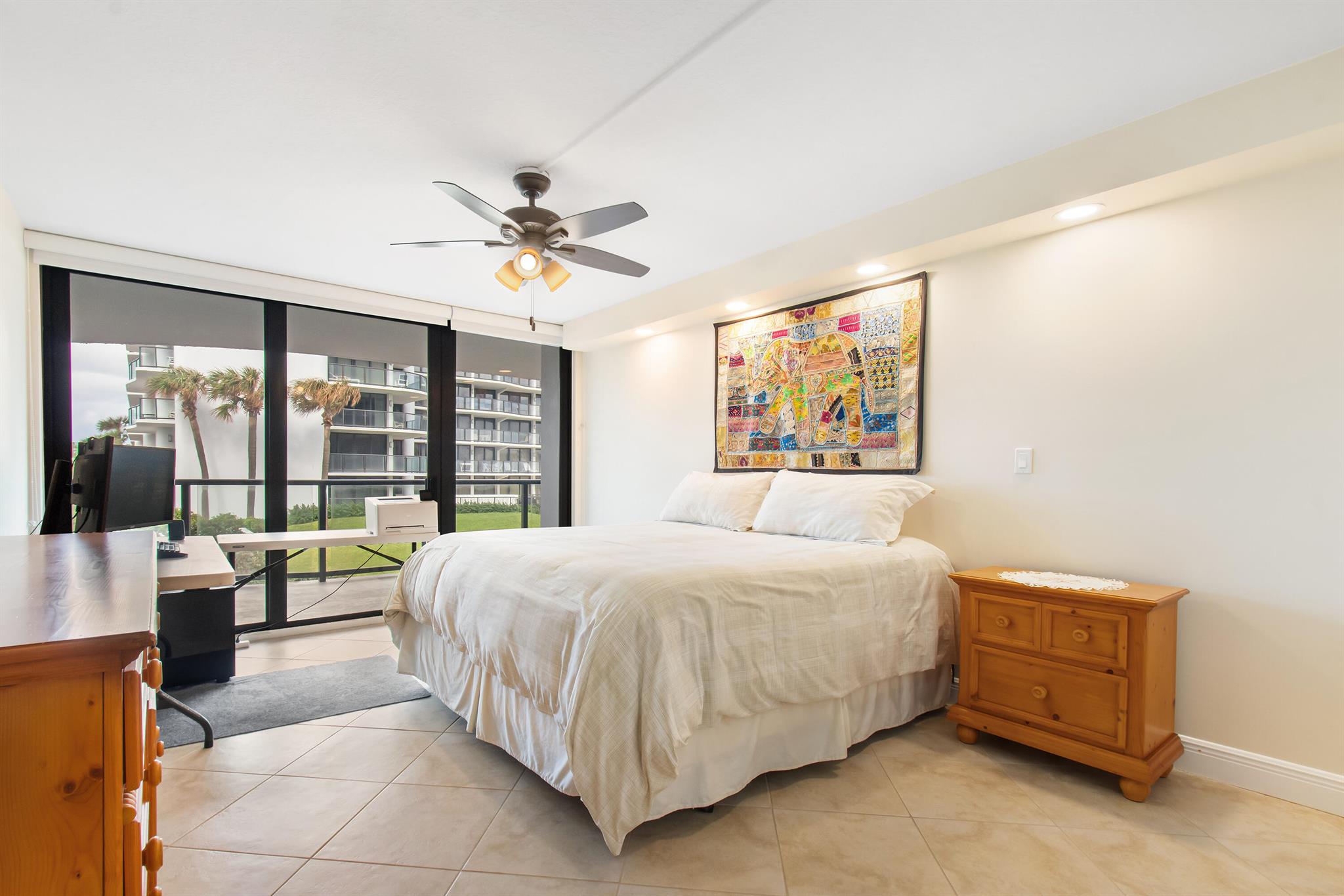 HALCYON OF PALM BEACH - Residential