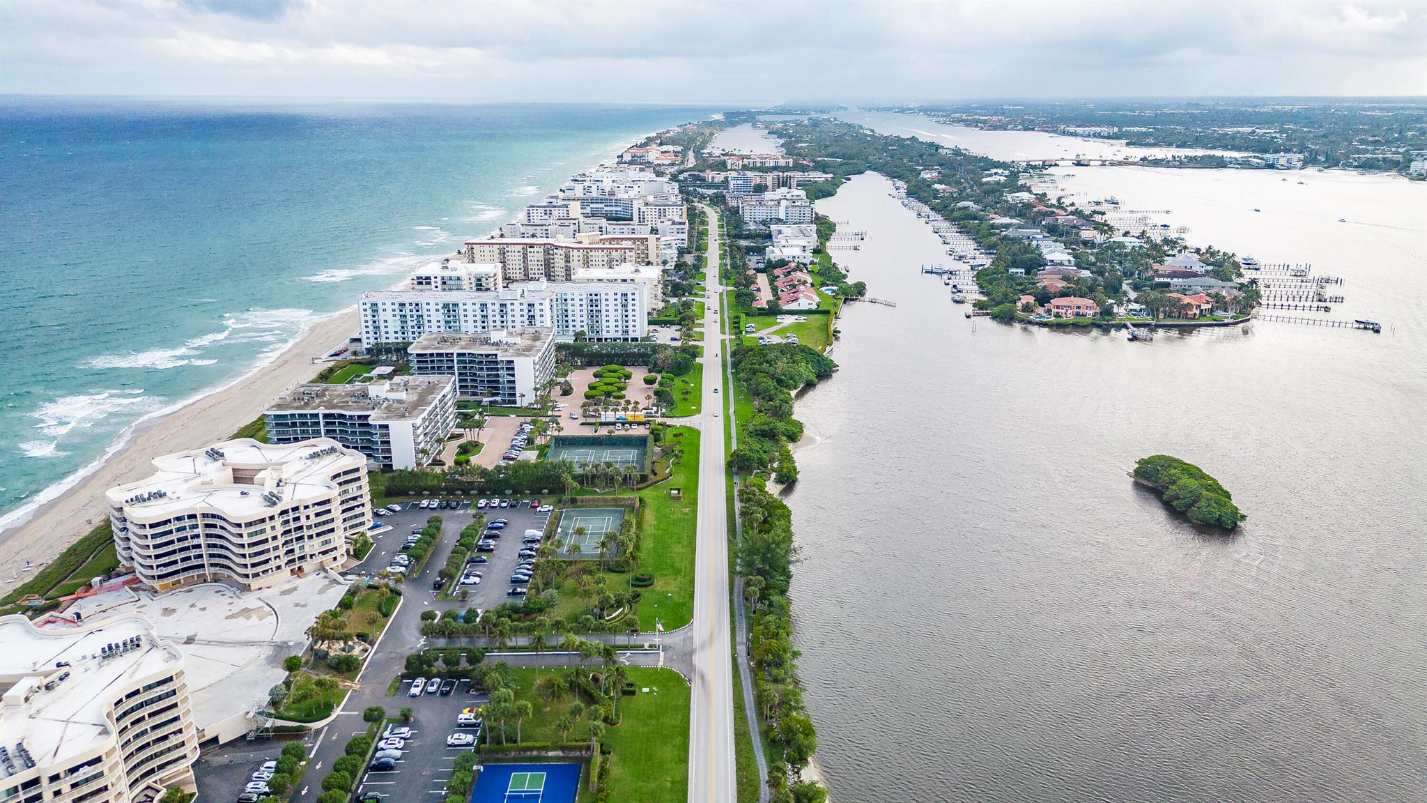 HALCYON OF PALM BEACH - Residential