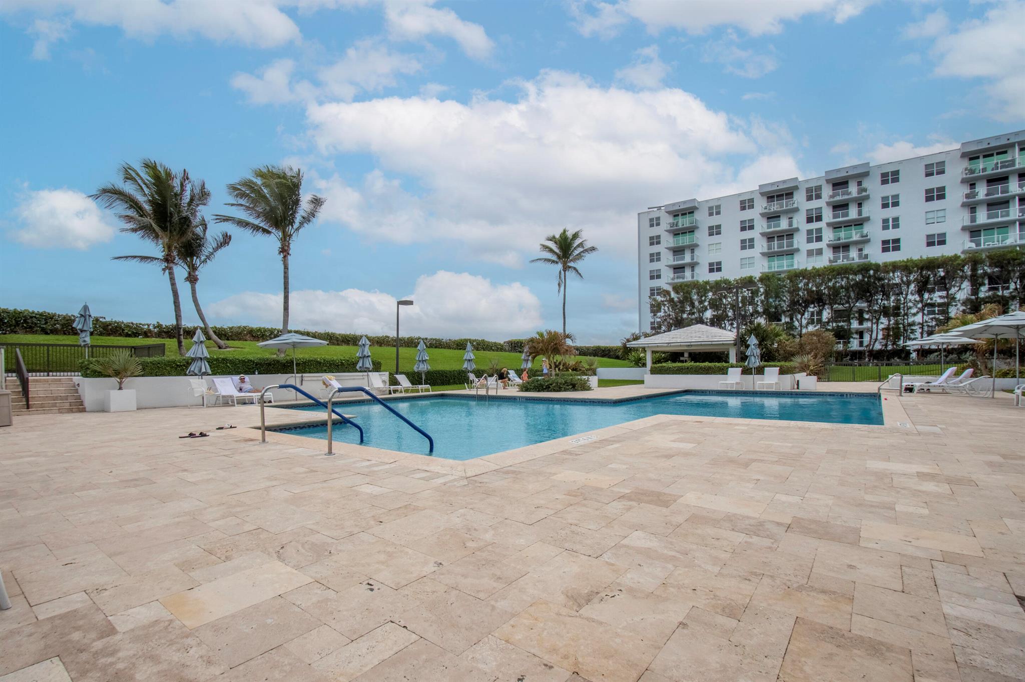 HALCYON OF PALM BEACH - Residential