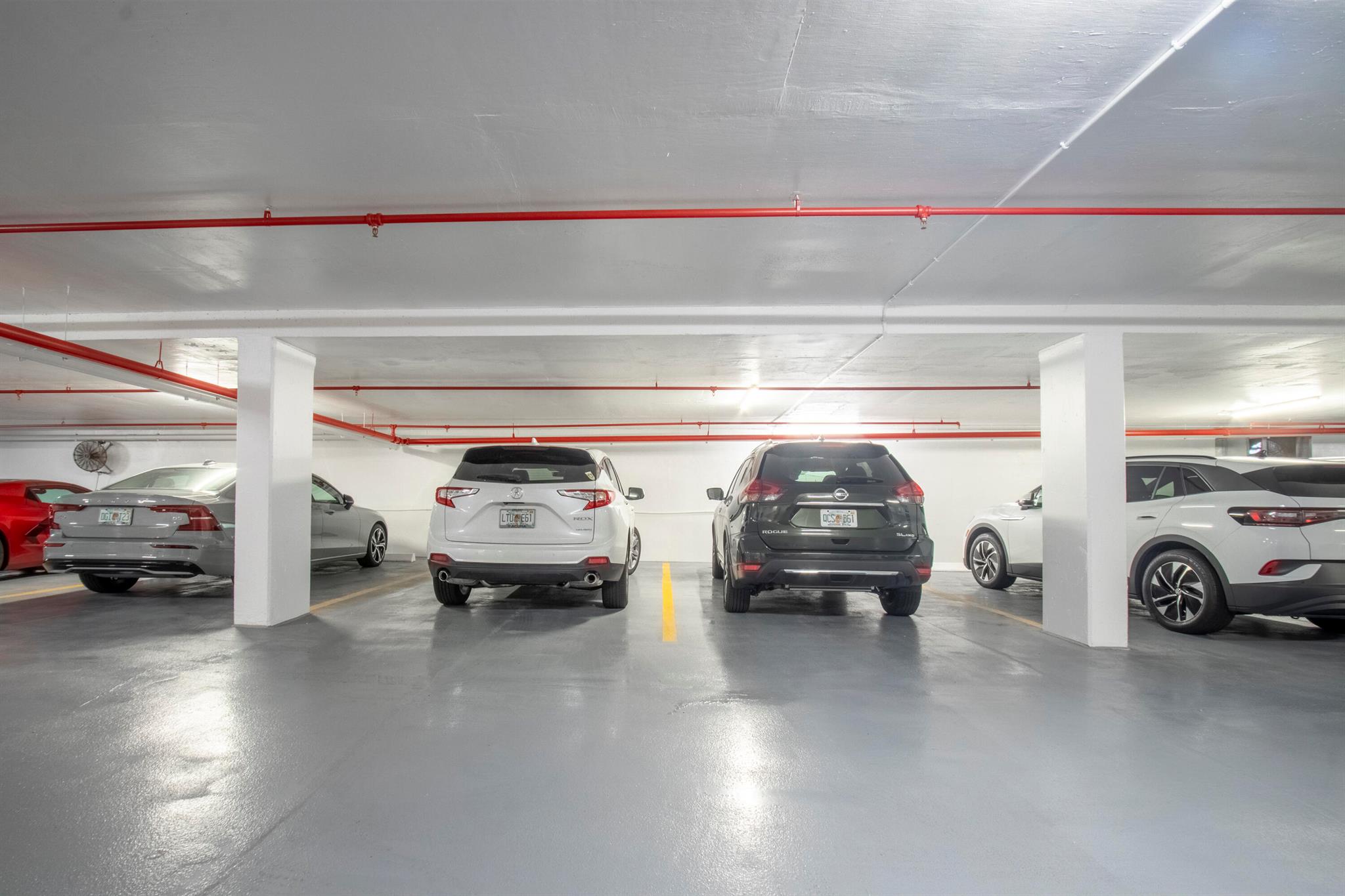 HALCYON OF PALM BEACH - Residential