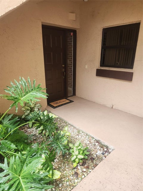 Tiny photo for 2664 Carambola Cirn #1748, Coconut Creek, FL 33066 (MLS # F10482939)
