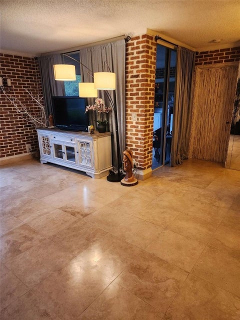 Tiny photo for 2664 Carambola Cirn #1748, Coconut Creek, FL 33066 (MLS # F10482939)