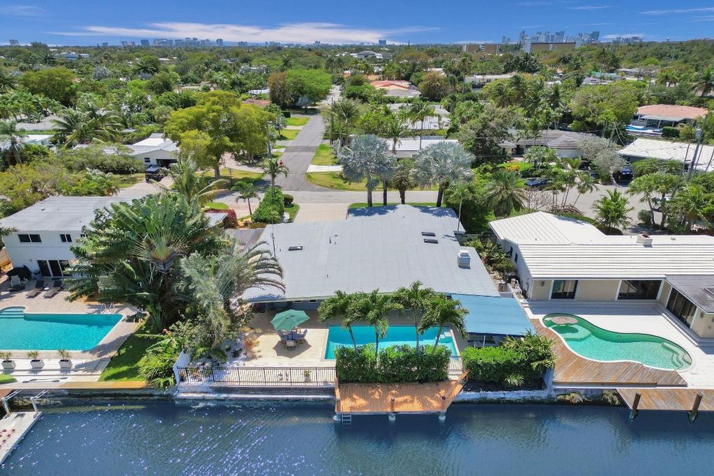 Photo of 1757 NE 35th Street, Oakland Park, FL 33334 (MLS # F10497062)