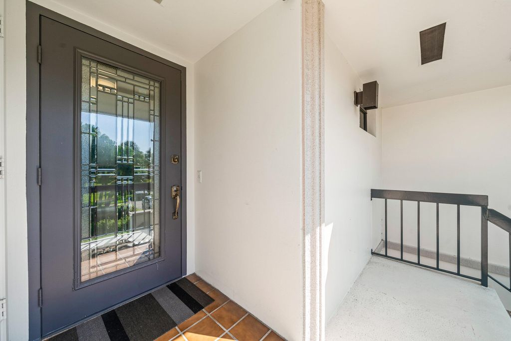 Photo of 10221 Quail Covey Road, Boynton Beach, FL 33436 (MLS # B26022155)