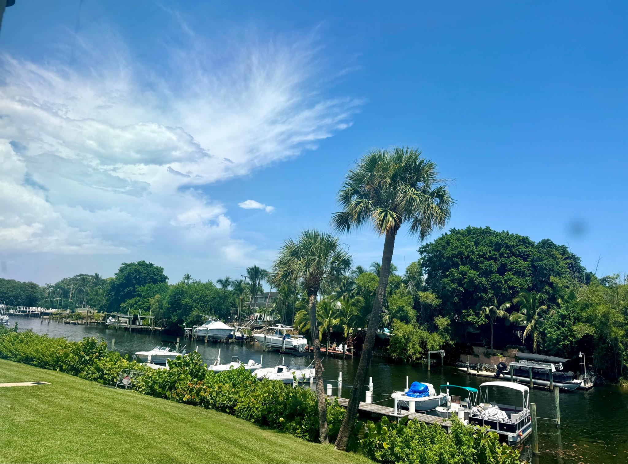 RIVER KEY CONDO - Residential