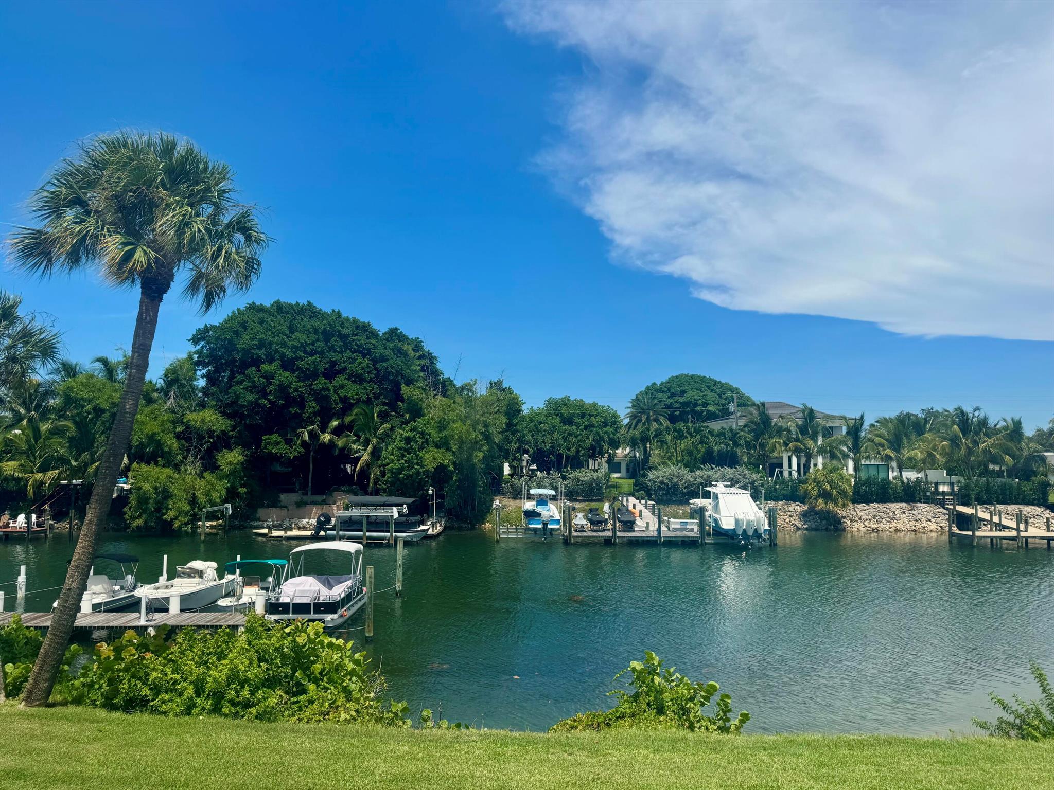 RIVER KEY CONDO - Residential