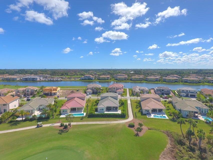 JUPITER COUNTRY CLUB - Residential