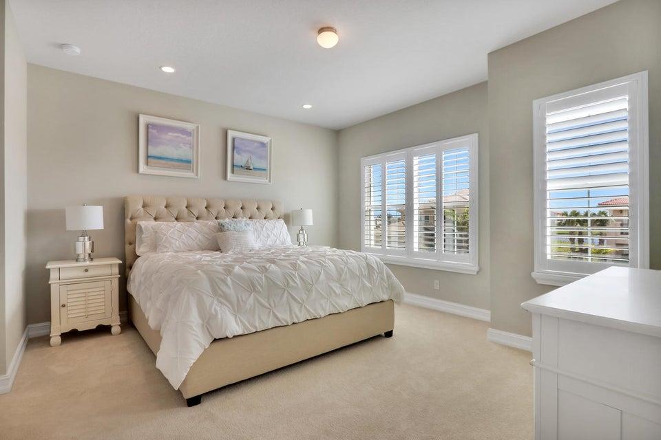 JUPITER COUNTRY CLUB - Residential