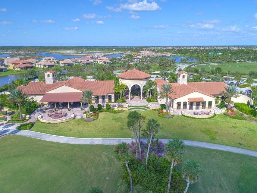 JUPITER COUNTRY CLUB - Residential
