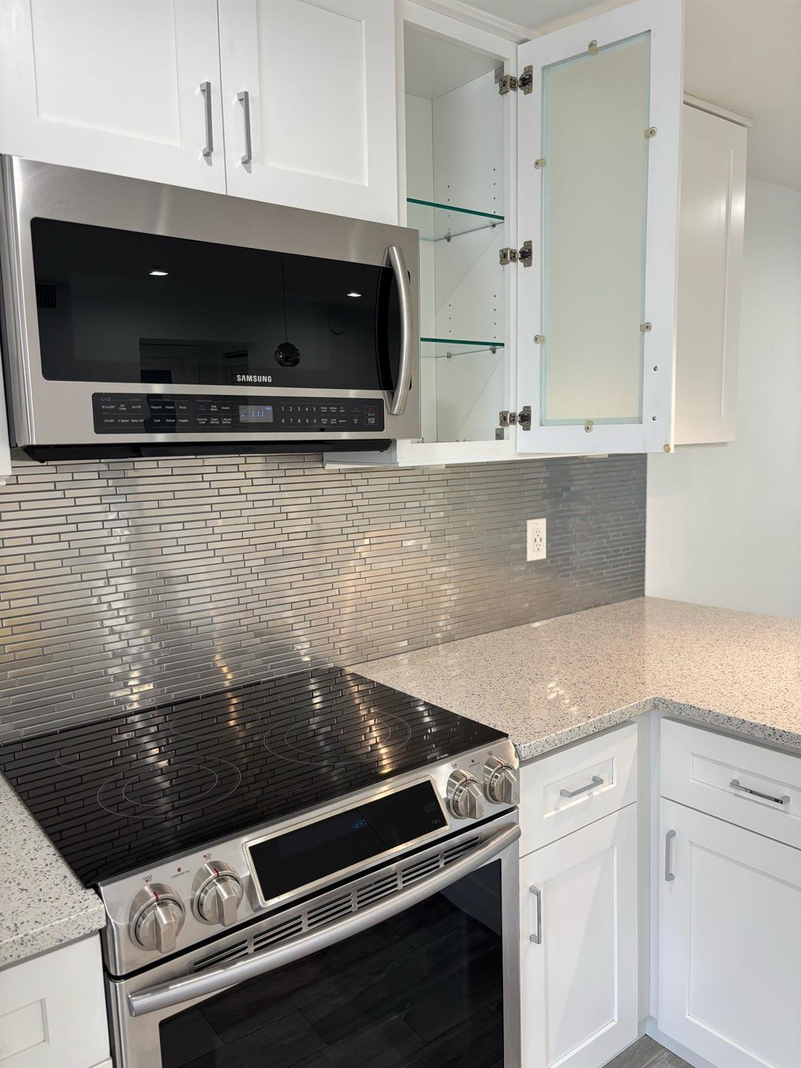 1629 Riverview Rd 120