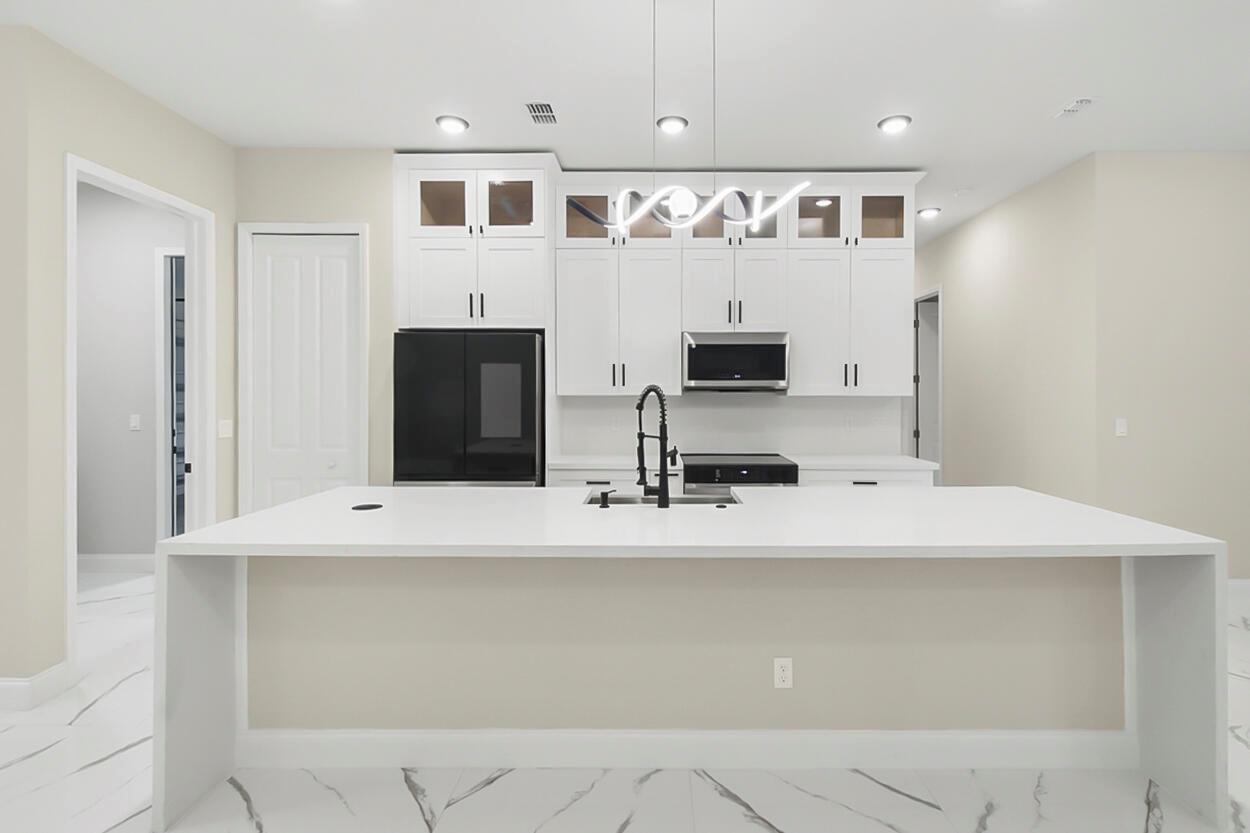 PORT ST LUCIE SECTION 23 - Residential