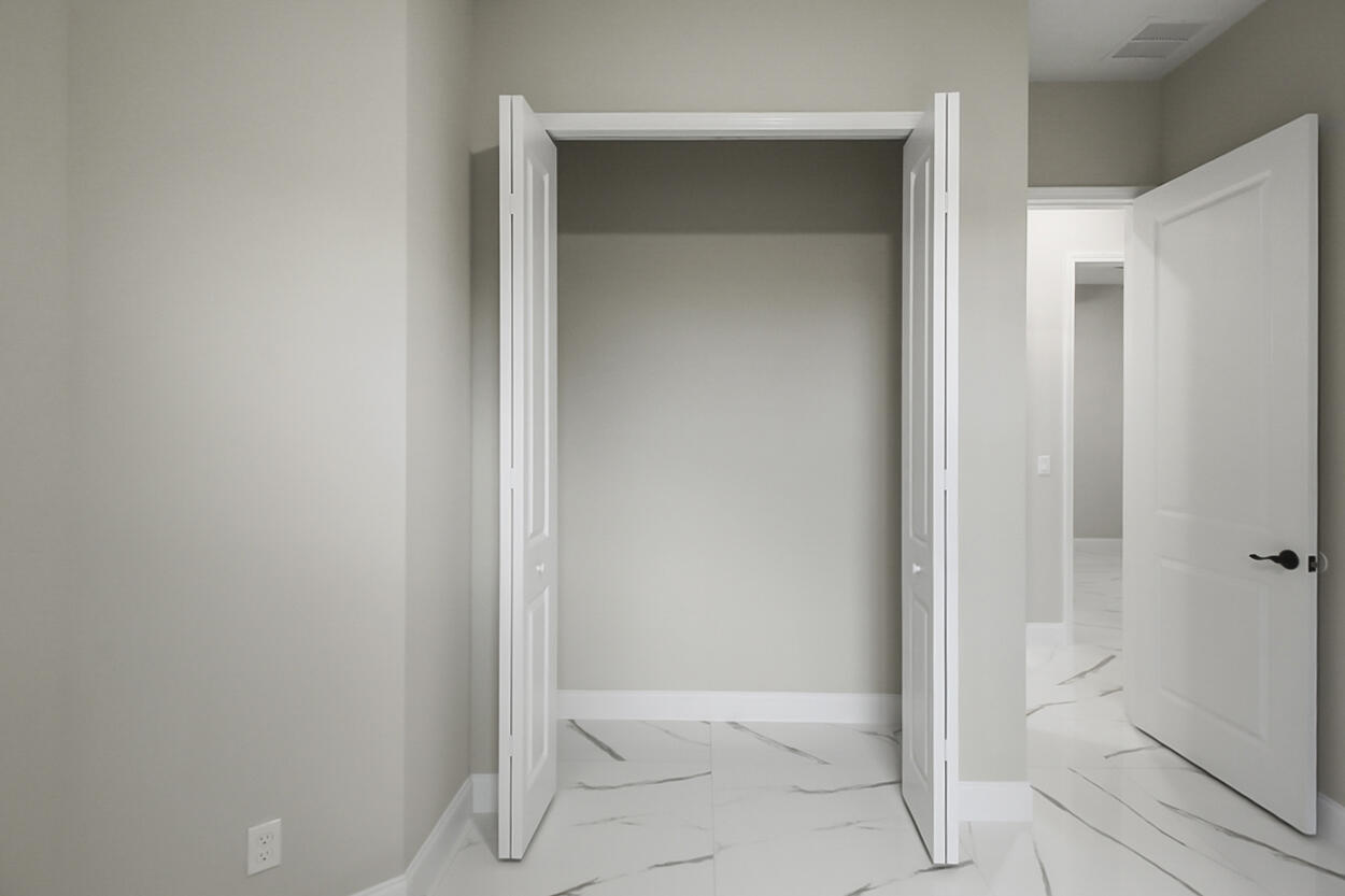 PORT ST LUCIE SECTION 23 - Residential