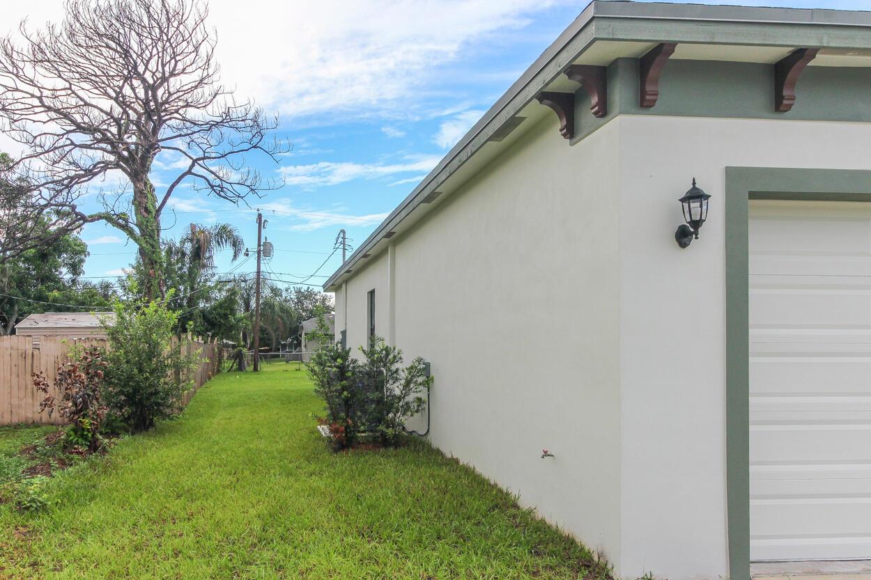 PORT ST LUCIE SECTION 23 - Residential