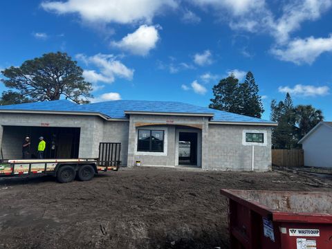 A home in Port St Lucie