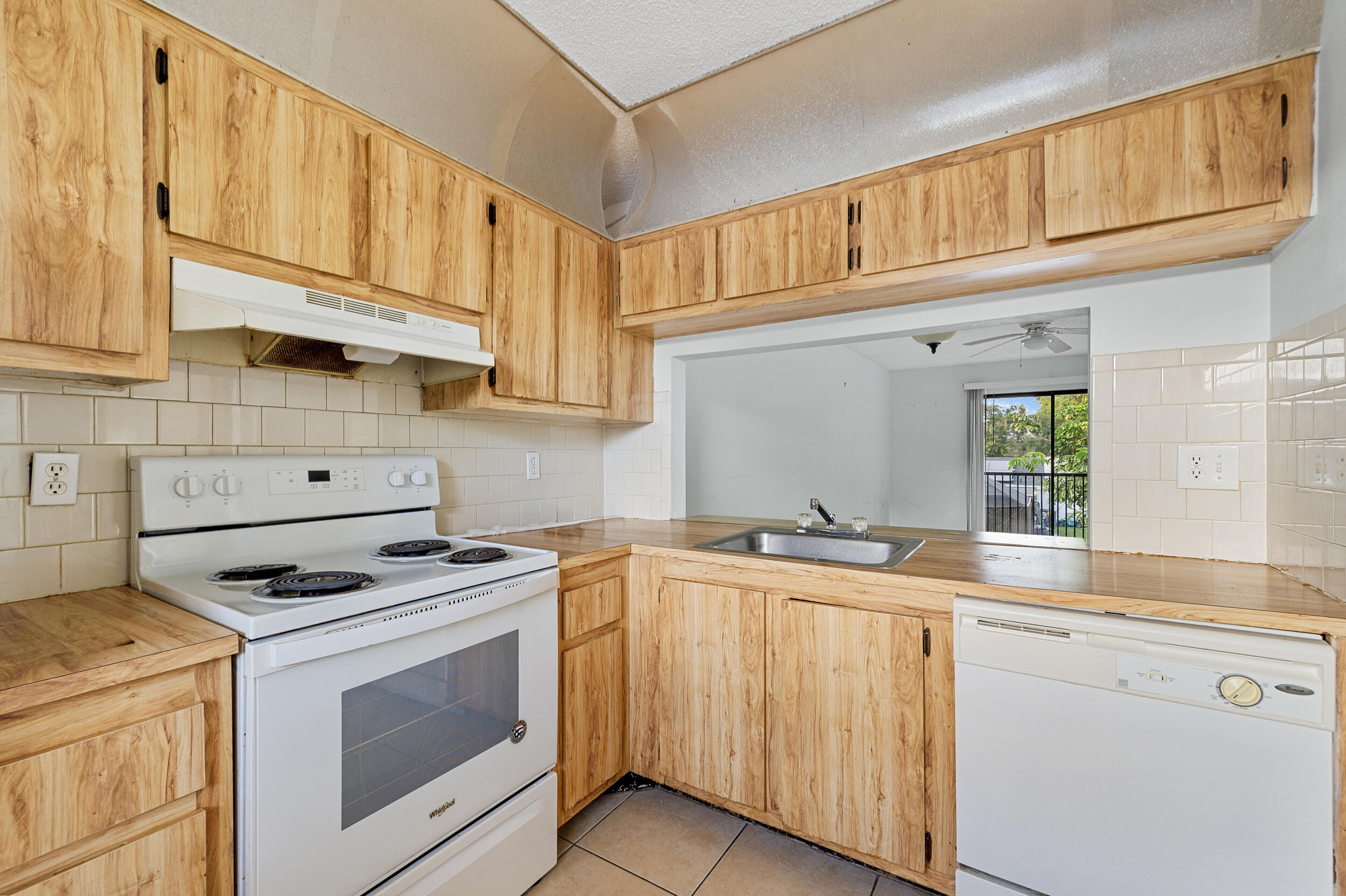 PINE LAKE SEVEN CONDO - Residential