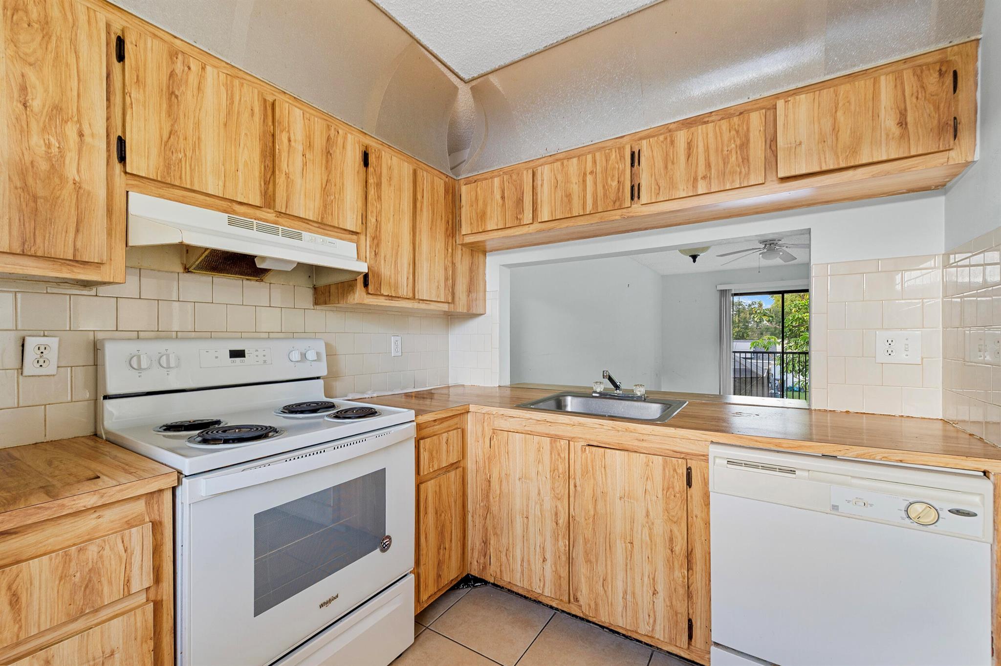 PINE LAKE SEVEN CONDO - Residential