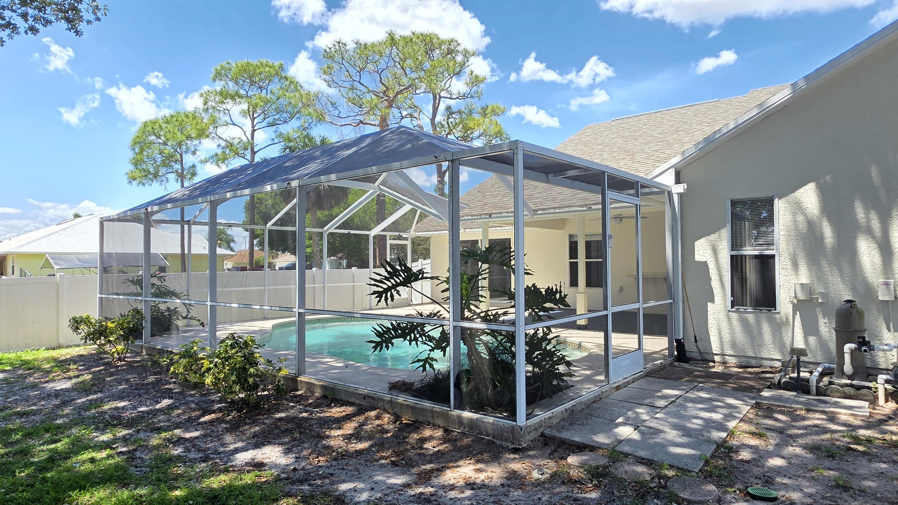 PORT ST LUCIE SECTION 39 - Residential Lease