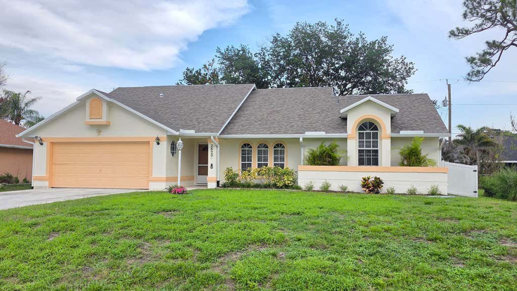 Photo of 2820 SE Pace Drive, Port Saint Lucie, FL 34984 (MLS # B26017327)