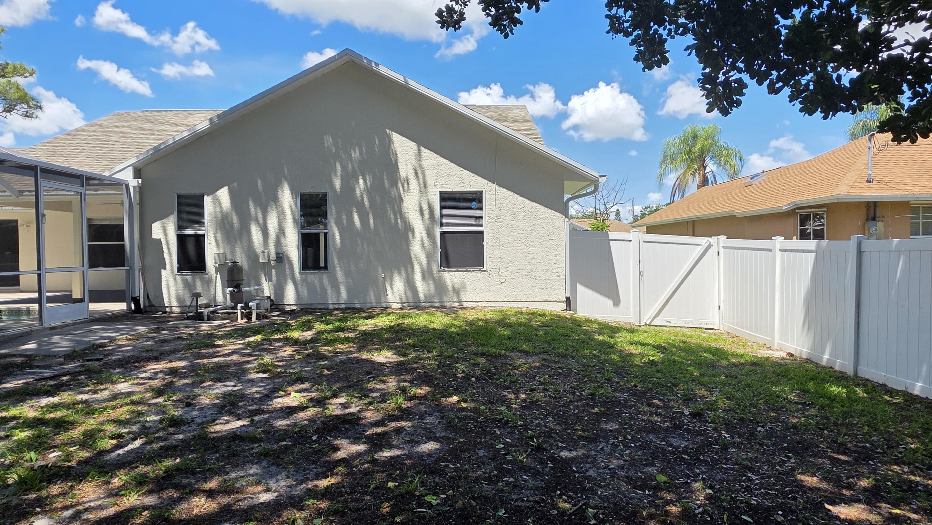 PORT ST LUCIE SECTION 39 - Residential Lease