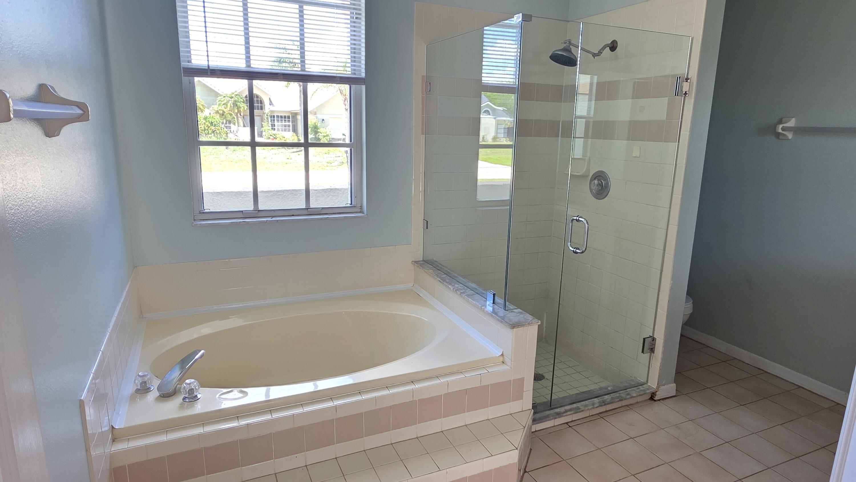 PORT ST LUCIE SECTION 39 - Residential Lease