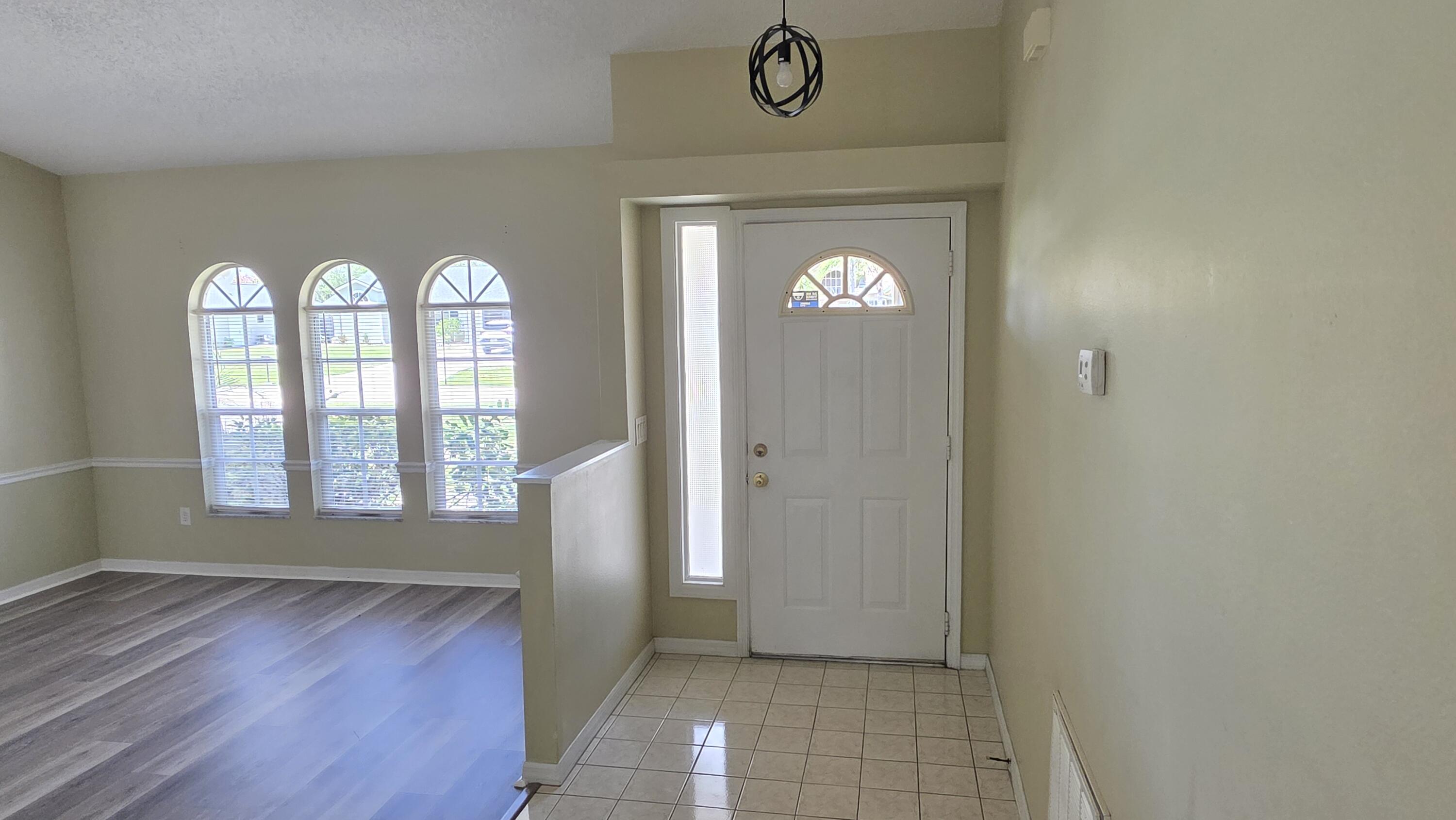 PORT ST LUCIE SECTION 39 - Residential Lease