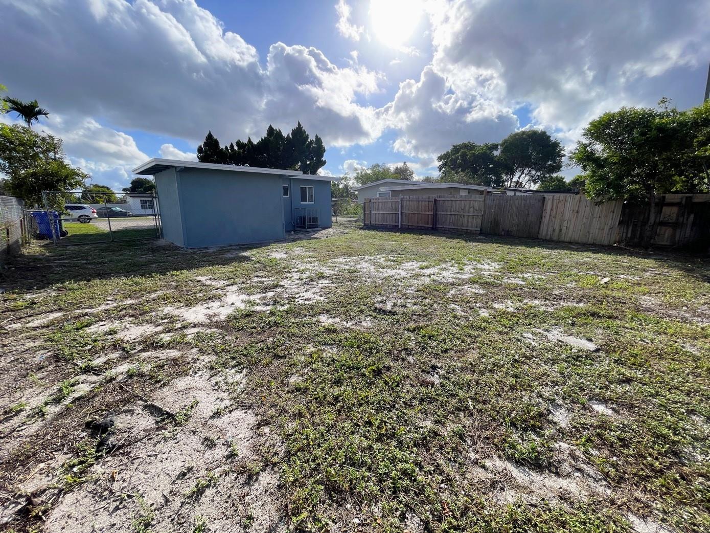 Lauderdale Manors Rev - Residential