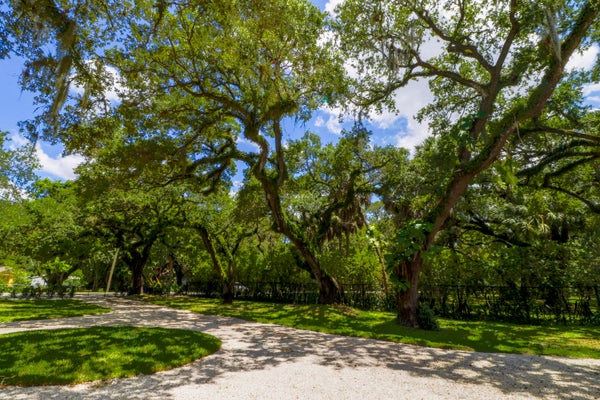 2101 RIVERLAND RD, FORT LAUDERDALE, FL 33312 - Image 2c613067e1c847bcf441d680f055bd7e/2238697840