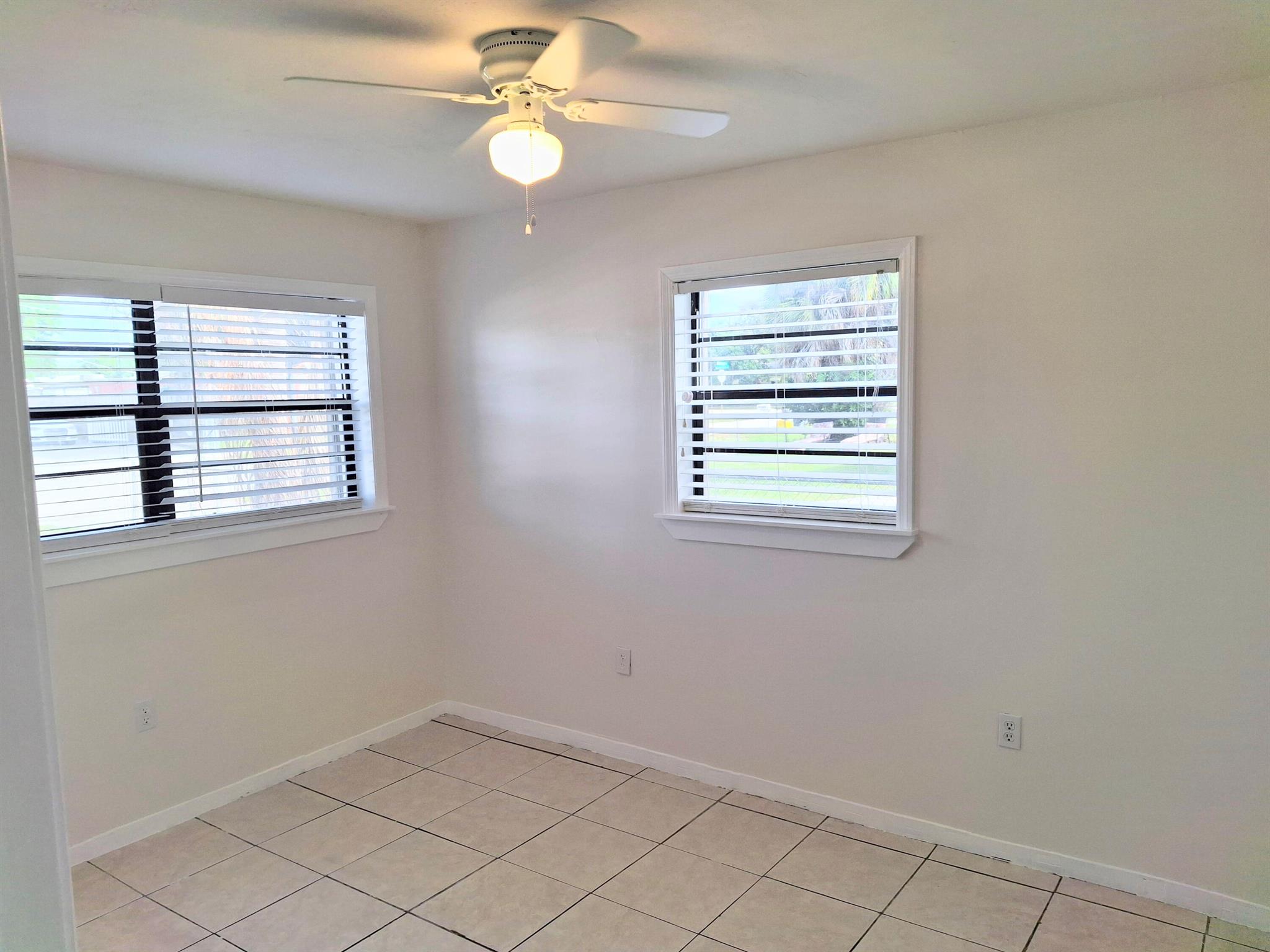 PALM BEACH SQUARE UNIT 1 - Residential