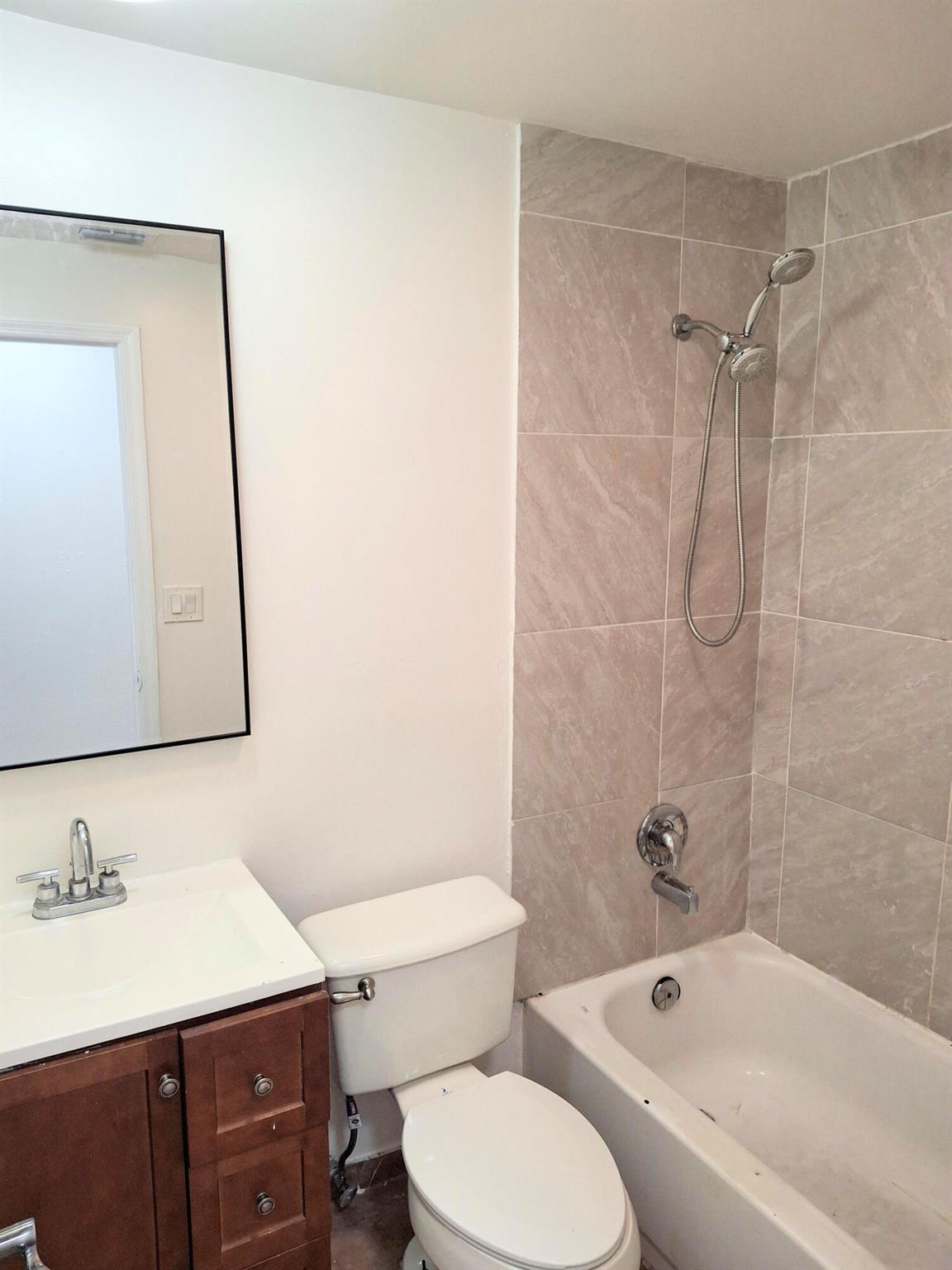 PALM BEACH SQUARE UNIT 1 - Residential