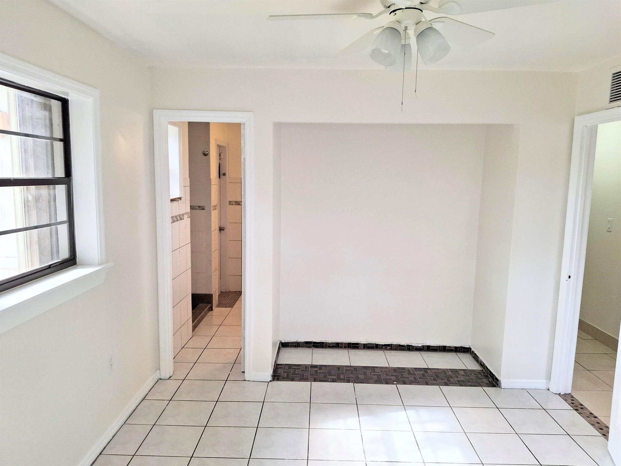 PALM BEACH SQUARE UNIT 1 - Residential