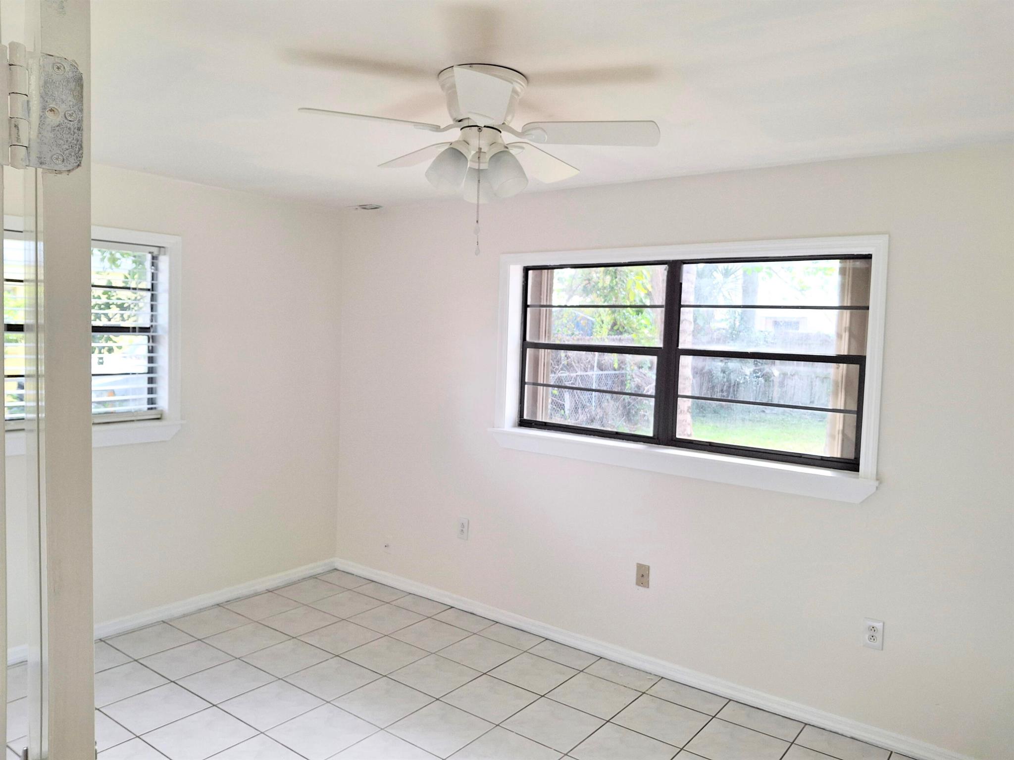 PALM BEACH SQUARE UNIT 1 - Residential