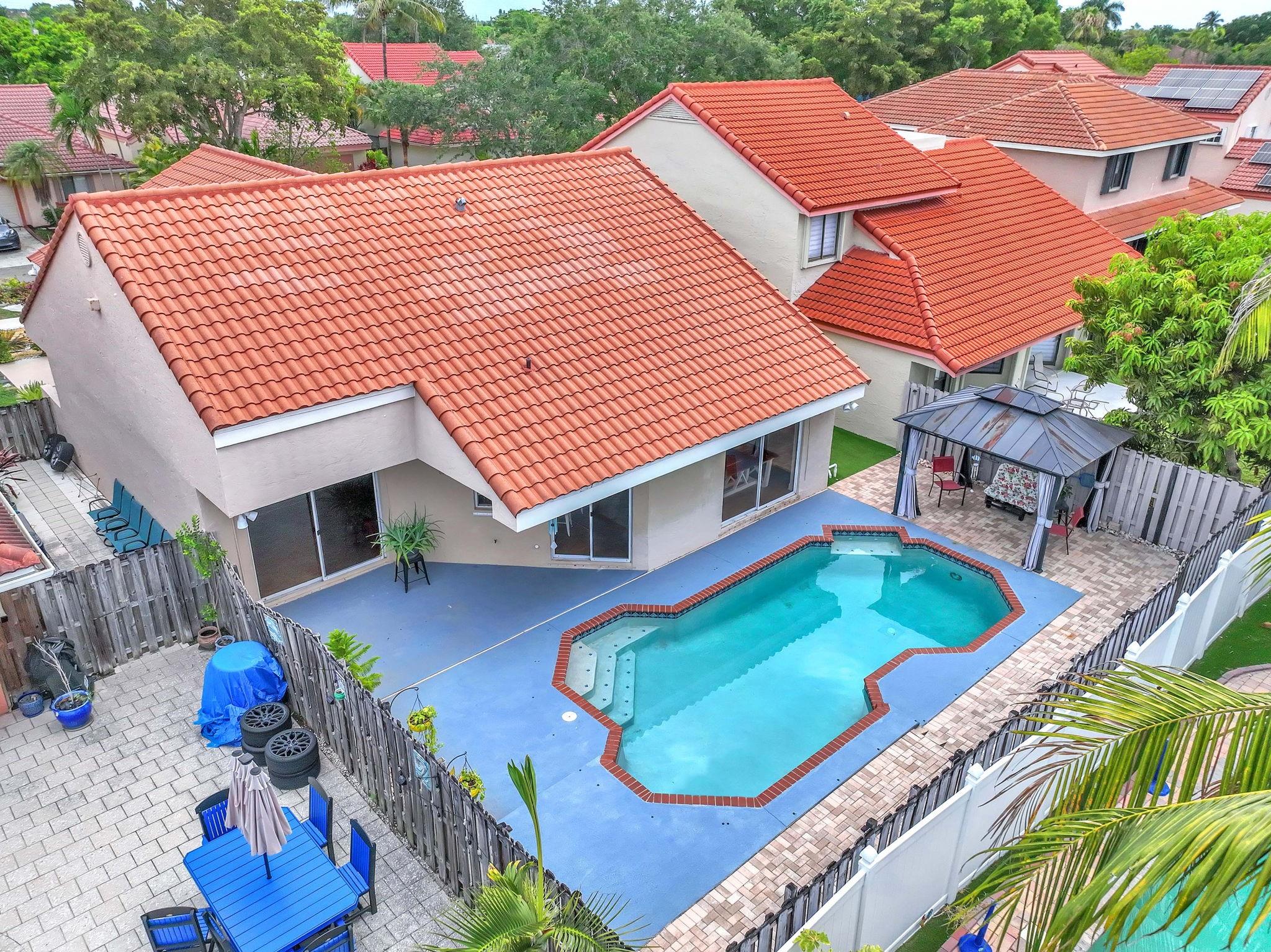 9520 NW 18th Drive