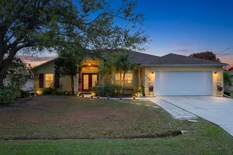 Photo of 6162 NW Gatun Drive, Port Saint Lucie, FL 34986 (MLS # B26004053)