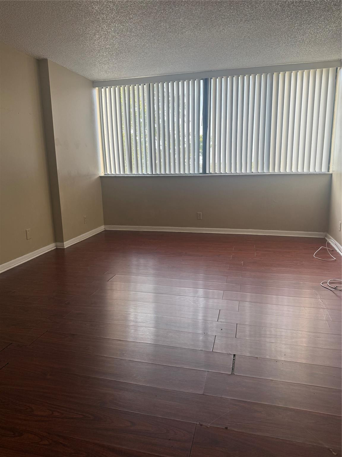 Inverrary Gardens Condo I - Residential Lease