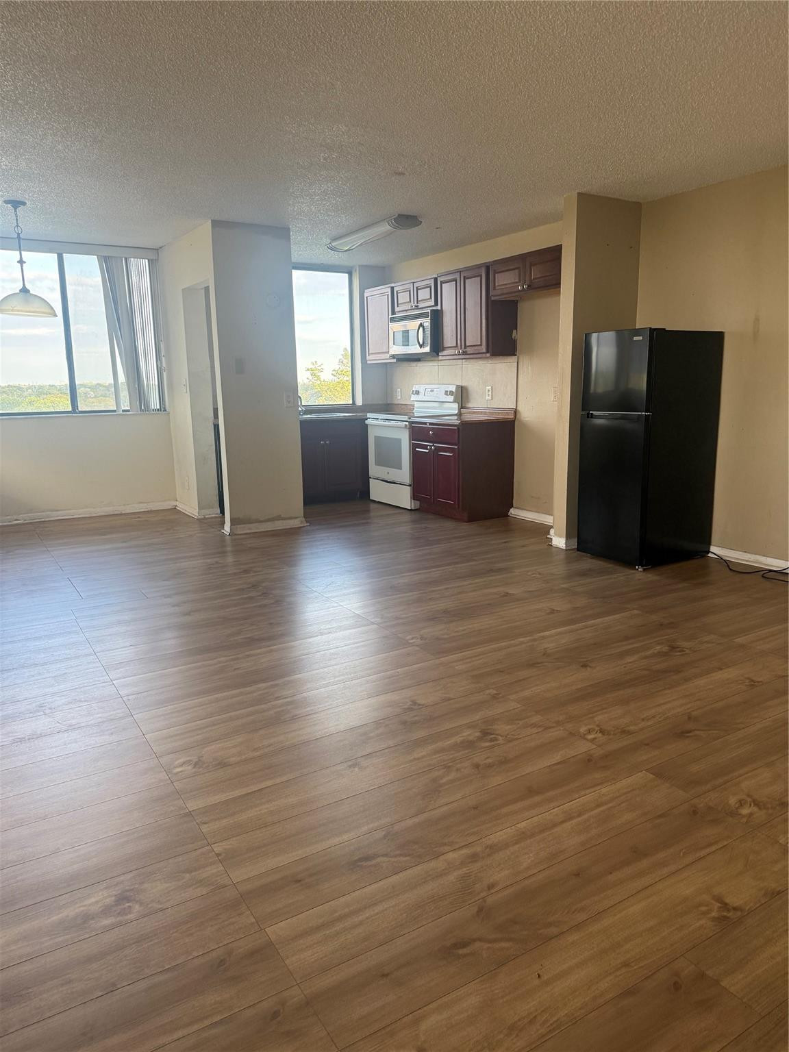 Inverrary Gardens Condo I - Residential Lease