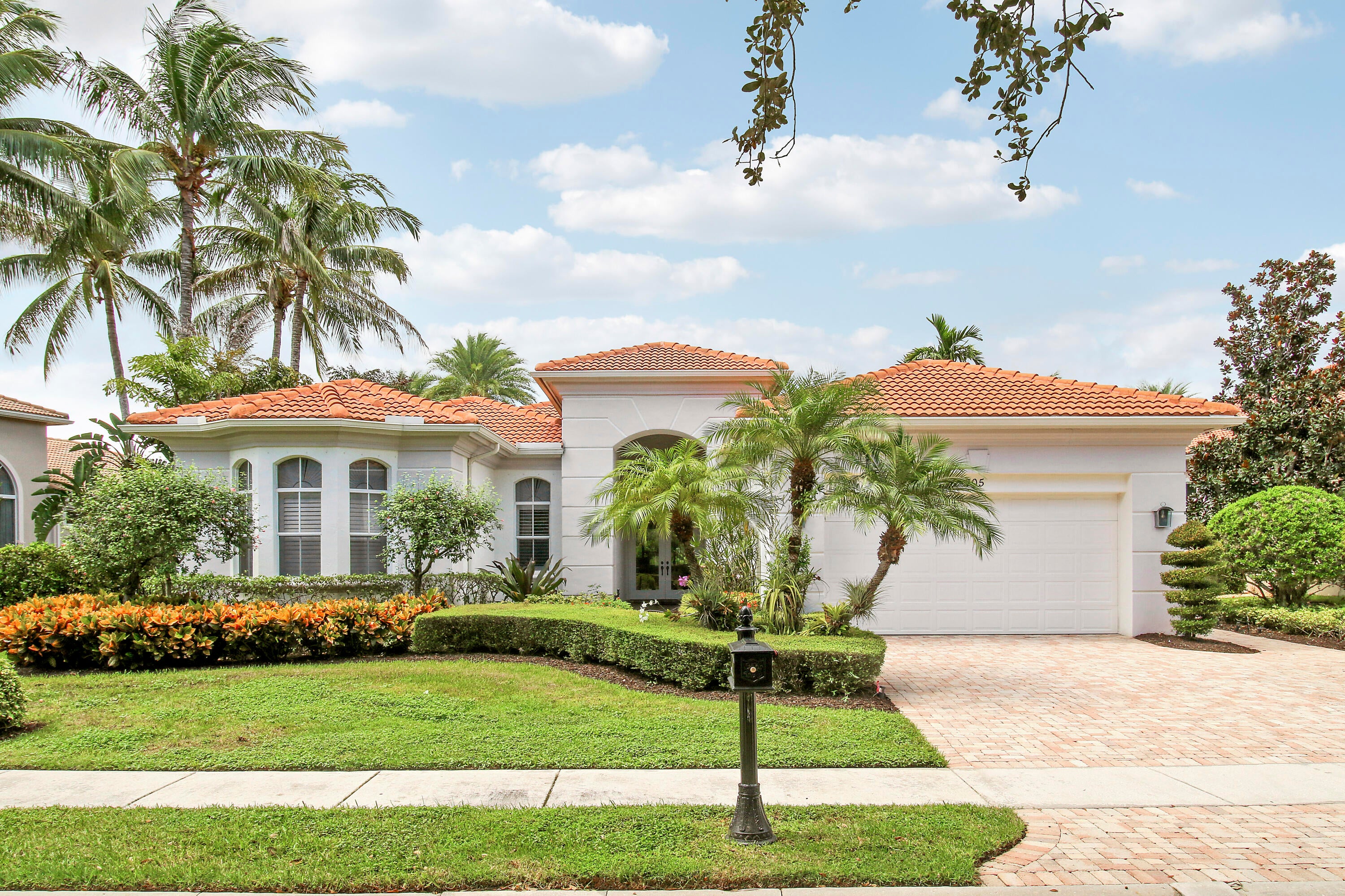 705 Cote Azur Drive