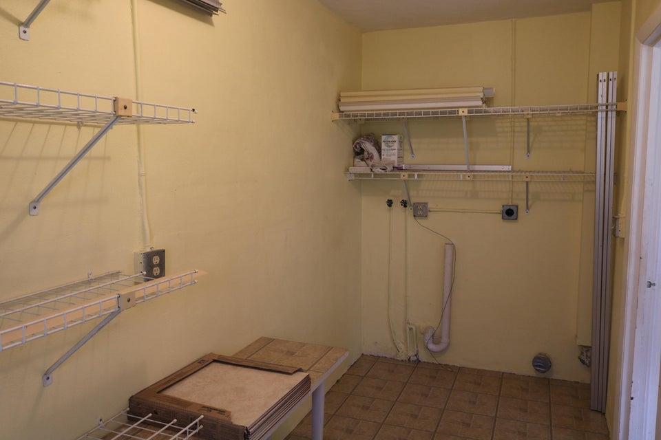 CRESTHAVEN CONDO TOWNHOMES SEC 2 - Residential