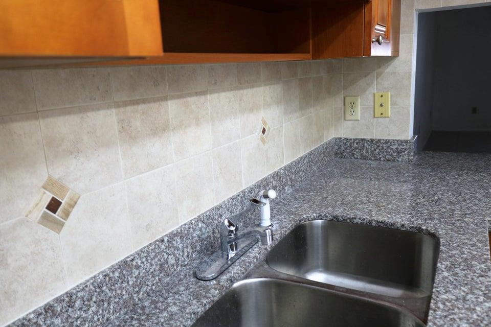 CRESTHAVEN CONDO TOWNHOMES SEC 2 - Residential