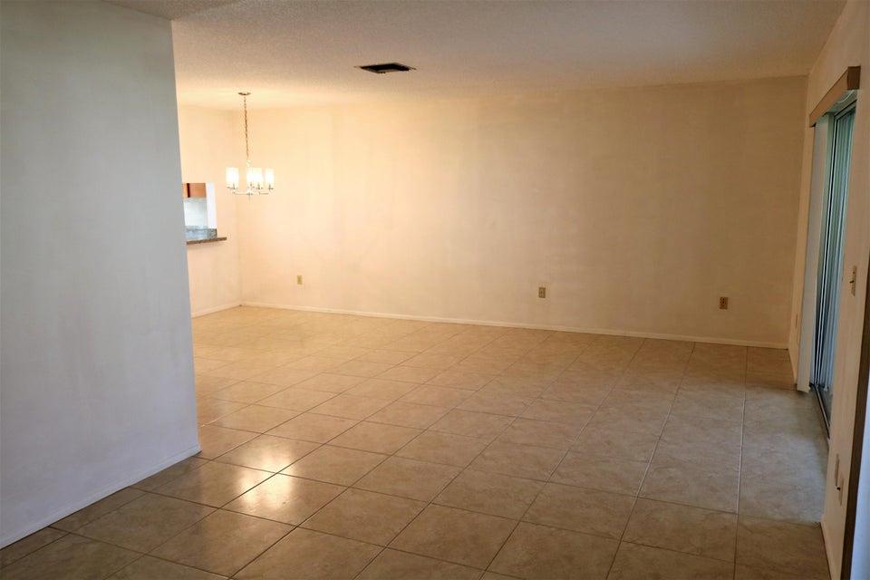 CRESTHAVEN CONDO TOWNHOMES SEC 2 - Residential